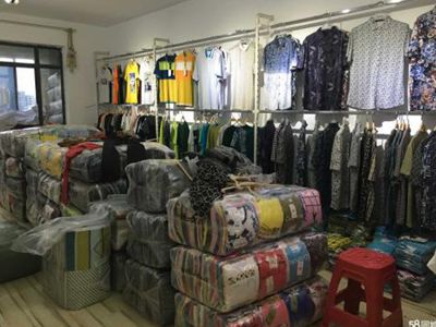 服裝商家如何借助進(jìn)銷存軟件避免庫存管理混亂