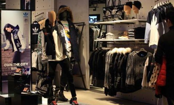 零售管理軟件促進(jìn)服裝店家和顧客的關(guān)系