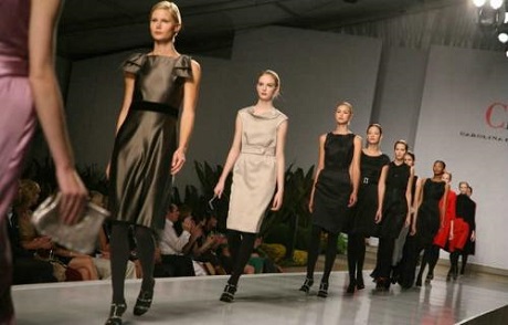 服裝進銷存管理軟件通過優(yōu)惠手段保留客戶?